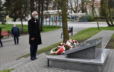 Kiwaty składa Poseł Kazimerz Smoliński