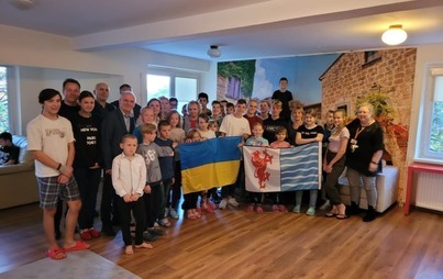 Zdjęcie do Radni Rady Powiatu Tczewskiego z wizytą u dzieci z Ukrainy 